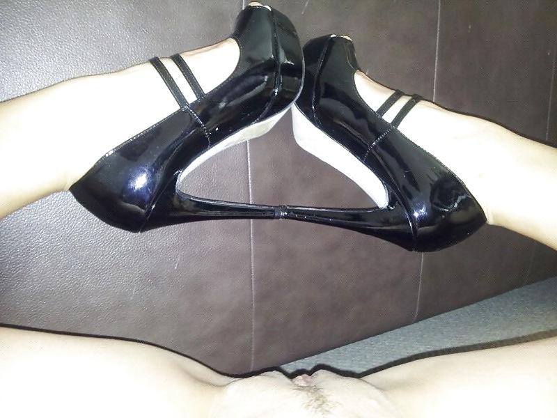 11P I luv my peep toe shoes ilike to feel horny at work