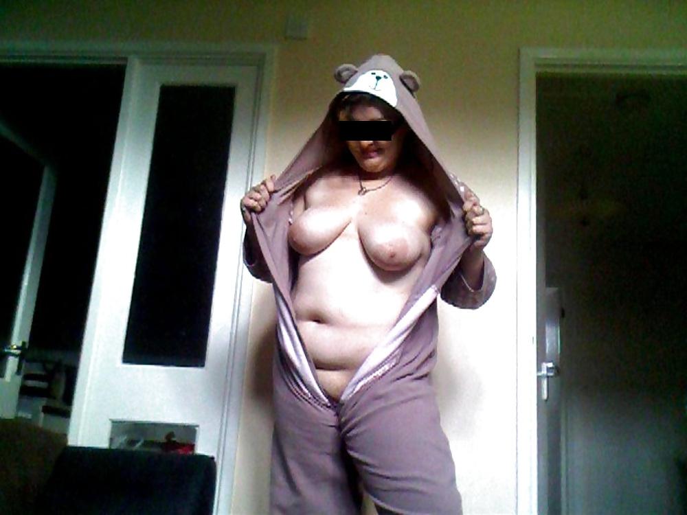 18P Chubby slave slut