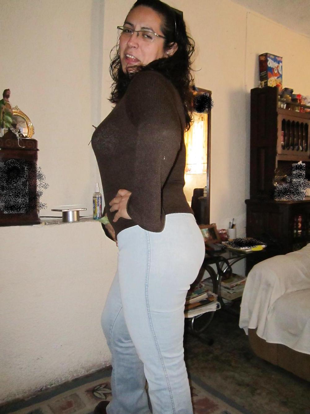 23P Madura Sister in law
