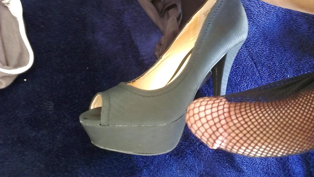 14P Naughty arab sissy