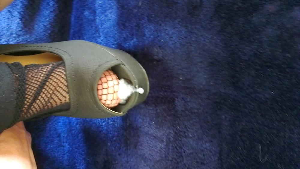 14P Naughty arab sissy