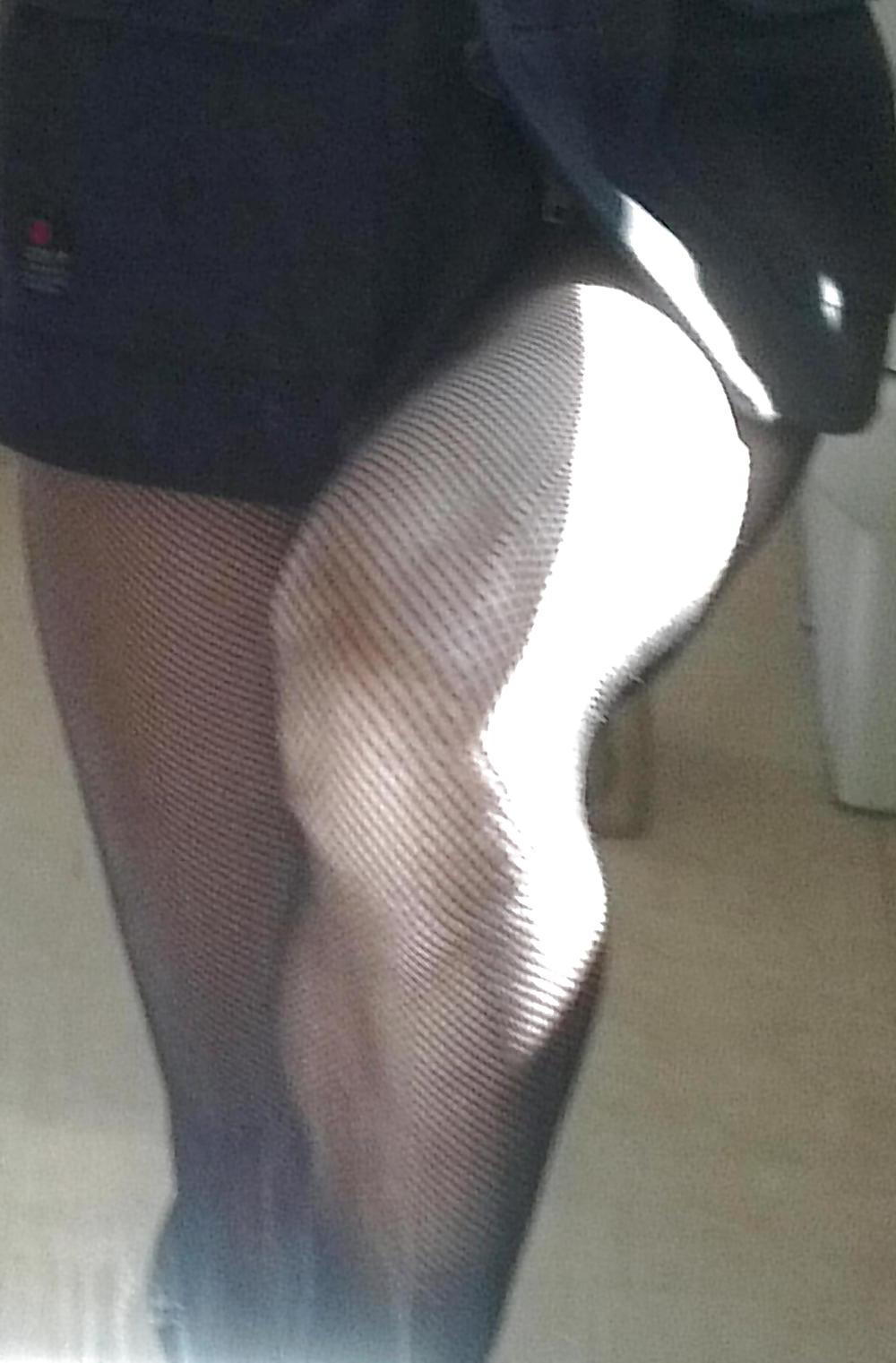 14P Naughty arab sissy