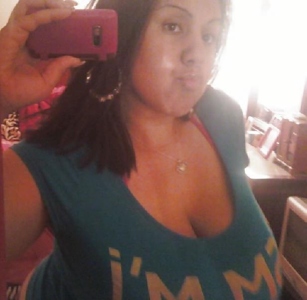 25P Huge Boob Latino
