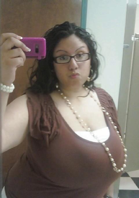 25P Huge Boob Latino