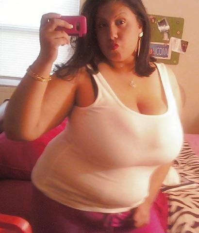 25P Huge Boob Latino