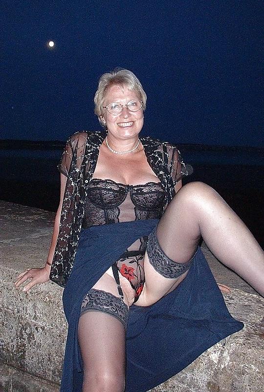 21P Best GILF's Ever #3