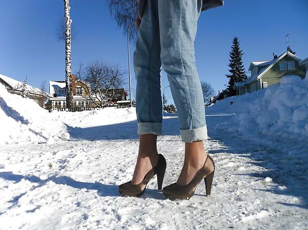 25P Skinny swedish blogger
