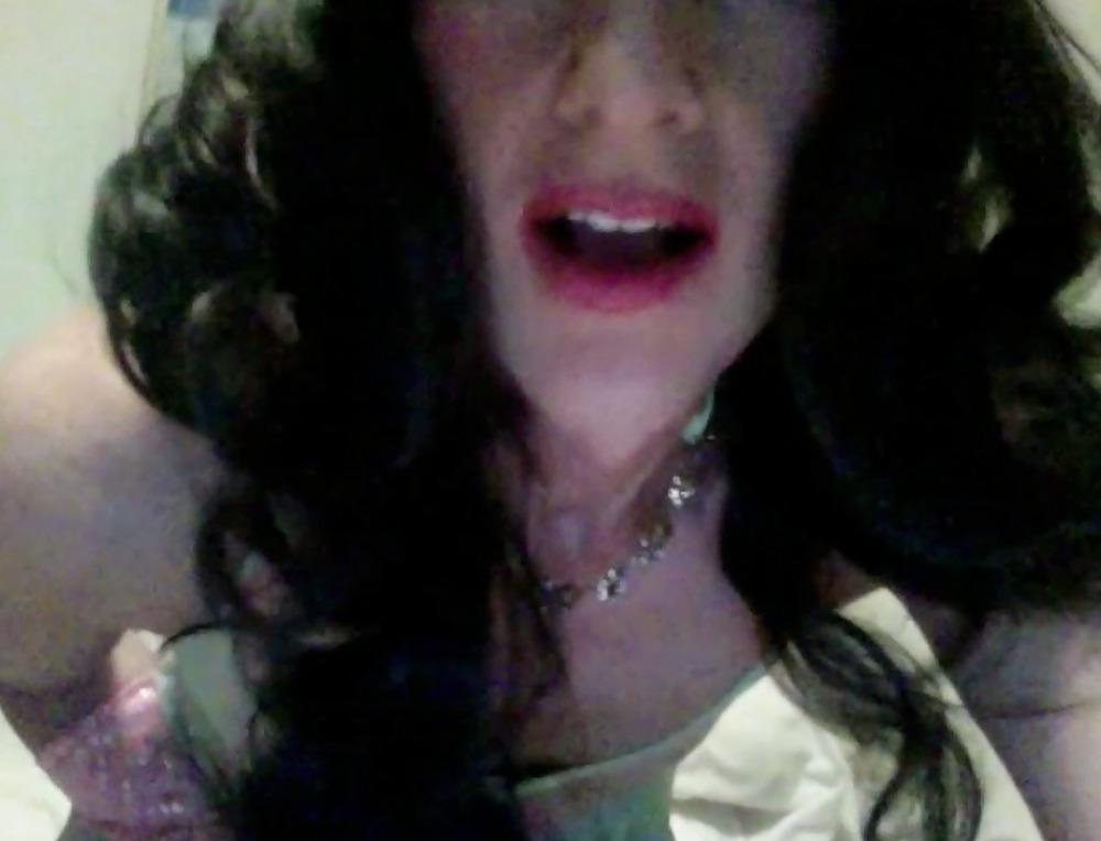 25P My sexy cocksucking sissy lips