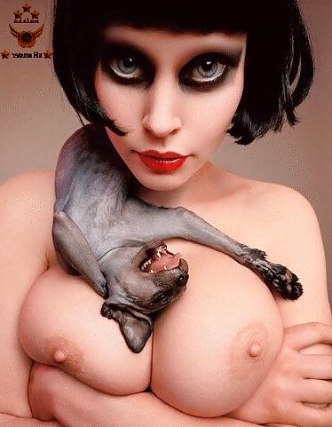 25P Which user has the best tits in xHamster