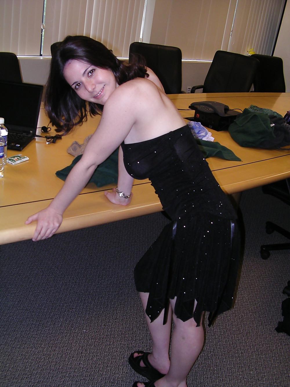 25P LAURIE...BEST OF BEAUTIFUL BUSTY I
