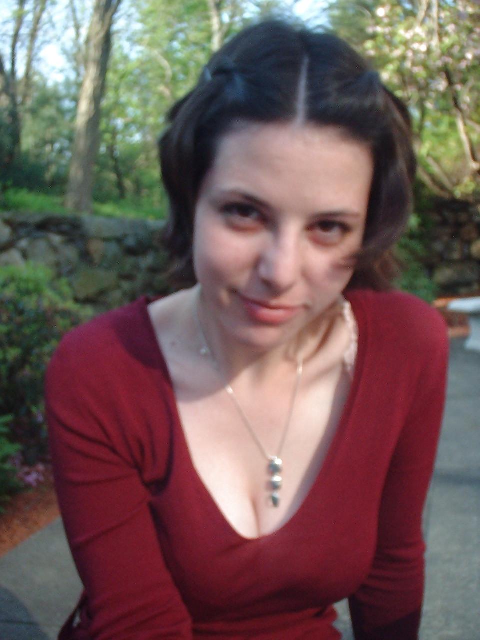 25P LAURIE...BEST OF BEAUTIFUL BUSTY I