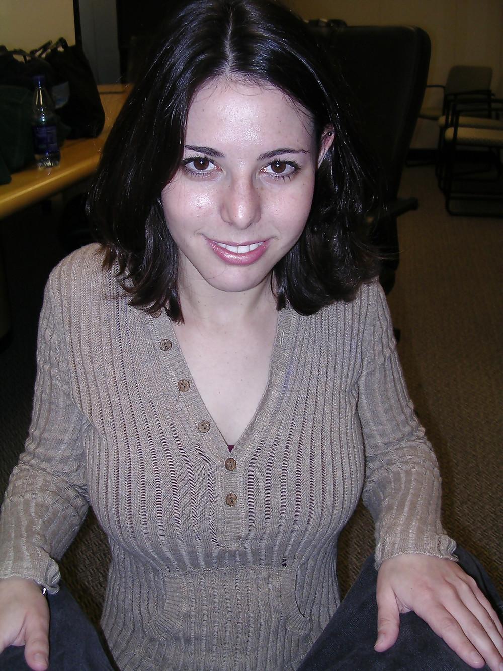 25P LAURIE...BEST OF BEAUTIFUL BUSTY I