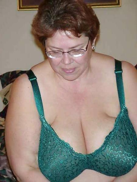 25P Webtastic Special: Huge Miss D. - Vol.3