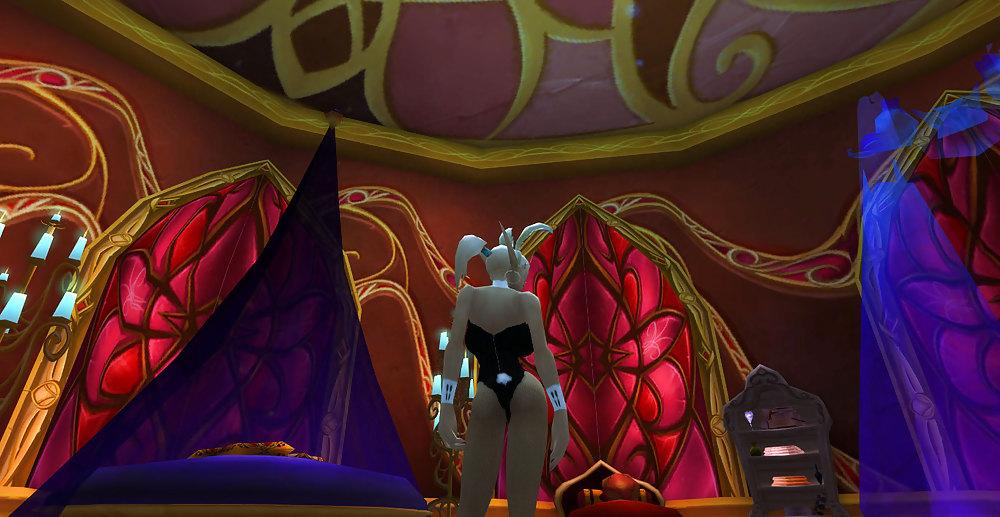 25P Keyla the Blood elf slut, and her Night elf friend.