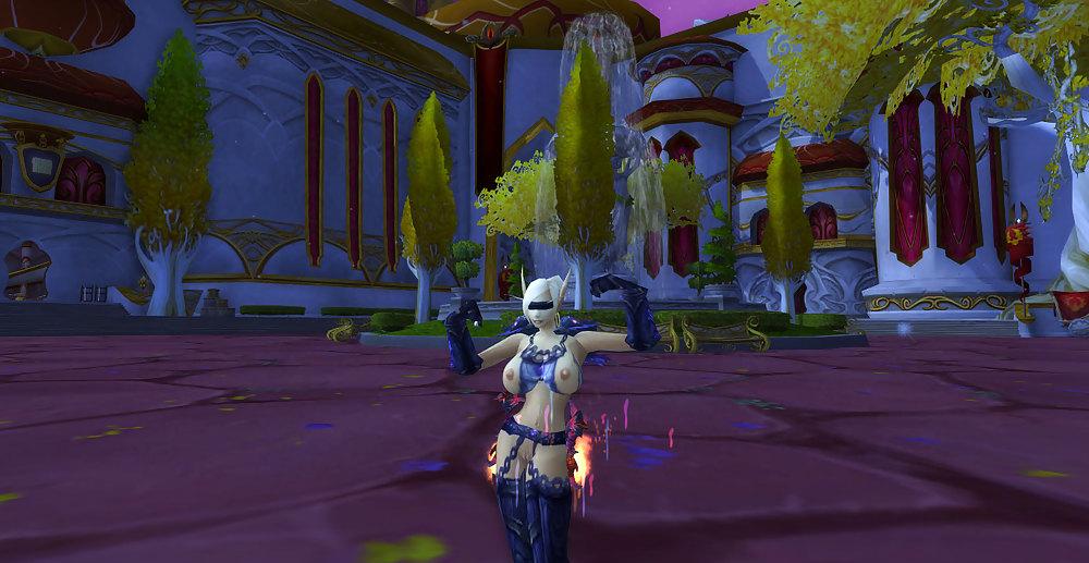 25P Keyla the Blood elf slut, and her Night elf friend.