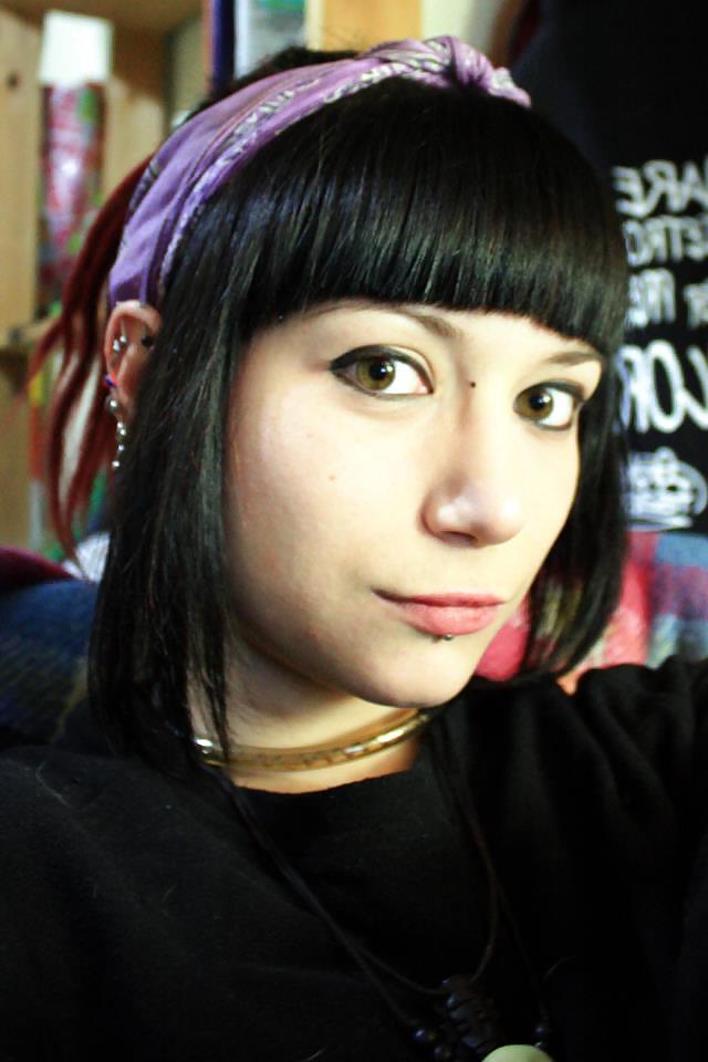 13P The sister of my love