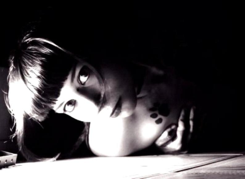 13P The sister of my love
