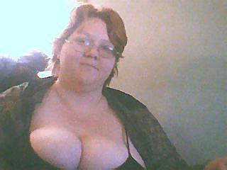 25P Huge breasts in clothes