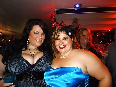 25P Huge breasts in clothes