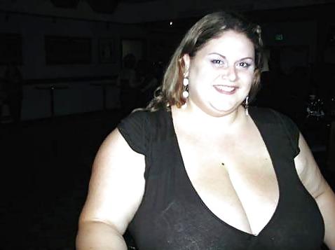 25P Huge breasts in clothes