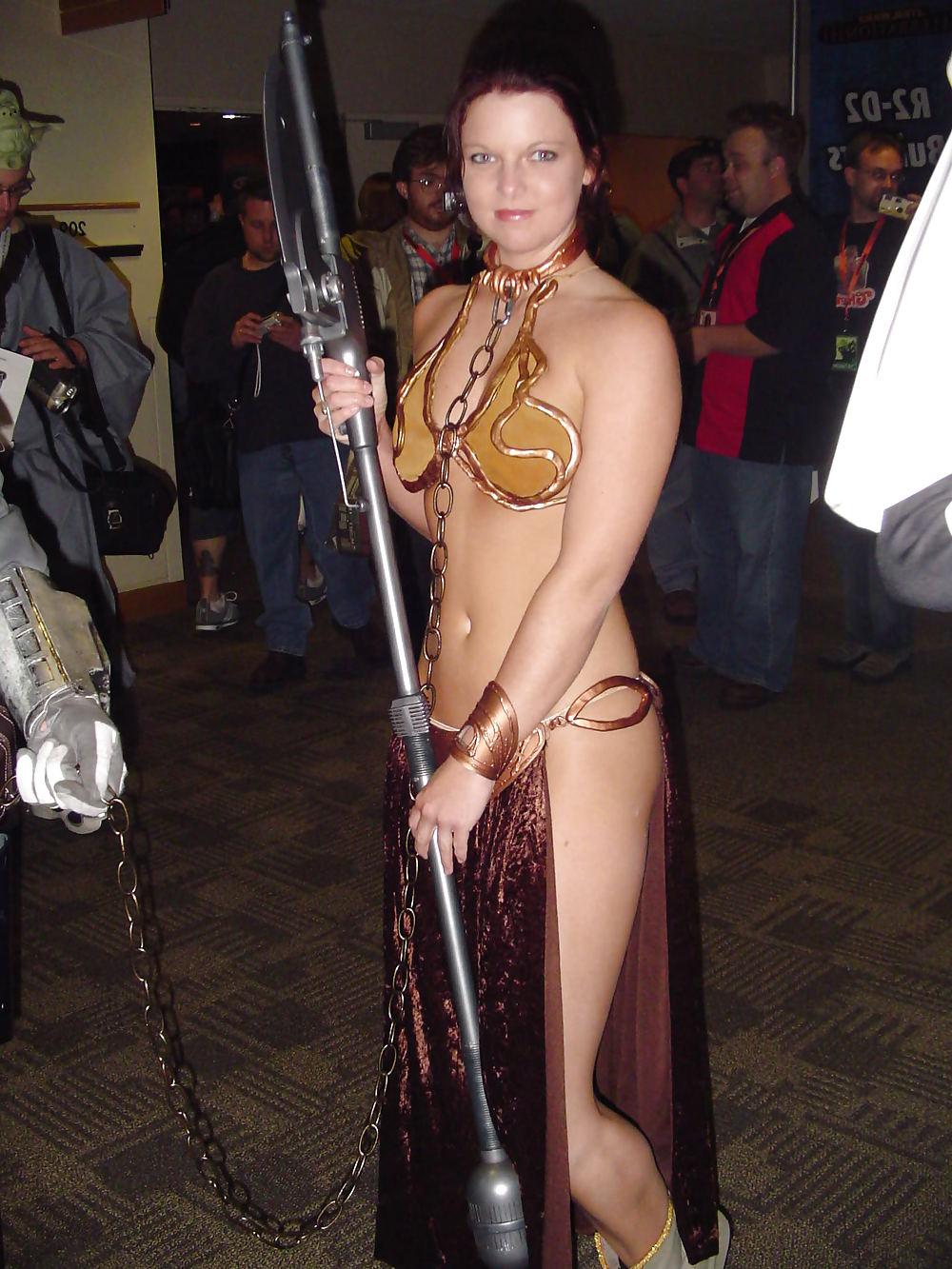 25P Slave Leia ... Still gets me hard