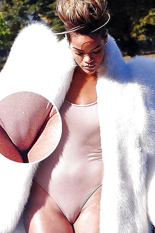25P hot  Cameltoe  Best collection