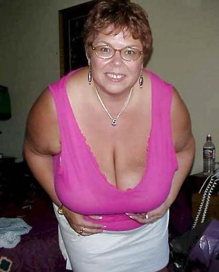 25P Webtastic Special: Huge Miss D. - Vol.1