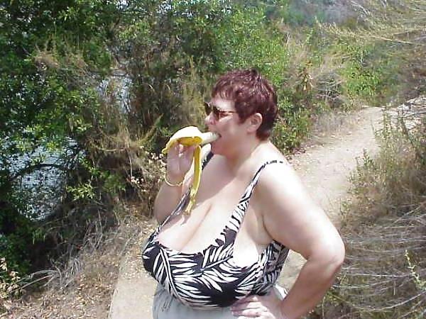 25P Webtastic Special: Huge Miss D. - Vol.1