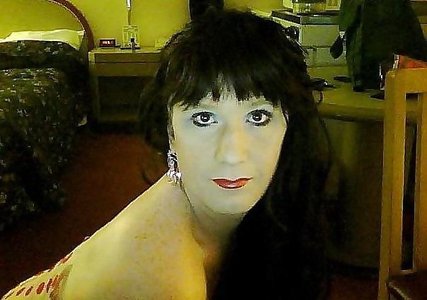 8P Sissy me...