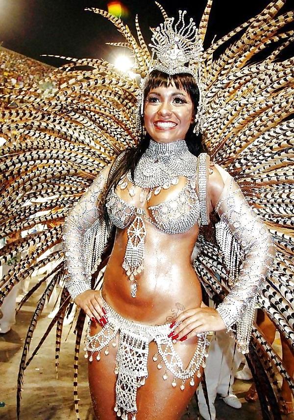 25P Carnival (Rio de Janeiro's best party!)