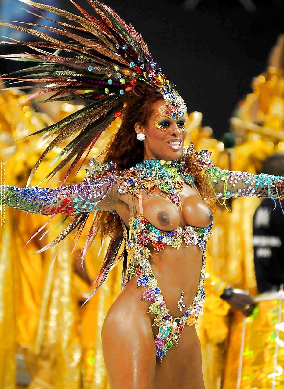 25P Carnival (Rio de Janeiro's best party!)