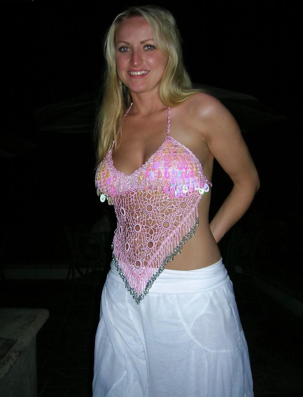 20P Amateur couple