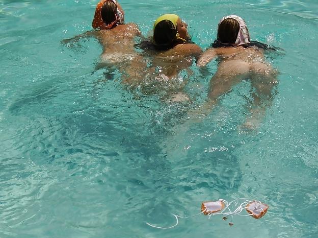 25P Skinny dip 4