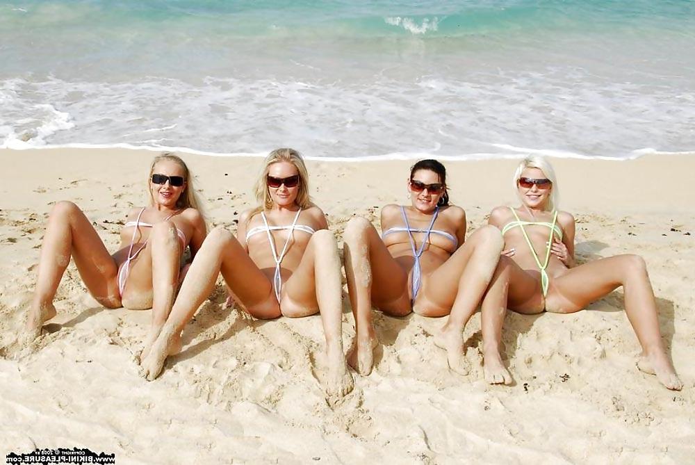 25P BEST OF BIKINI GIRLS 15