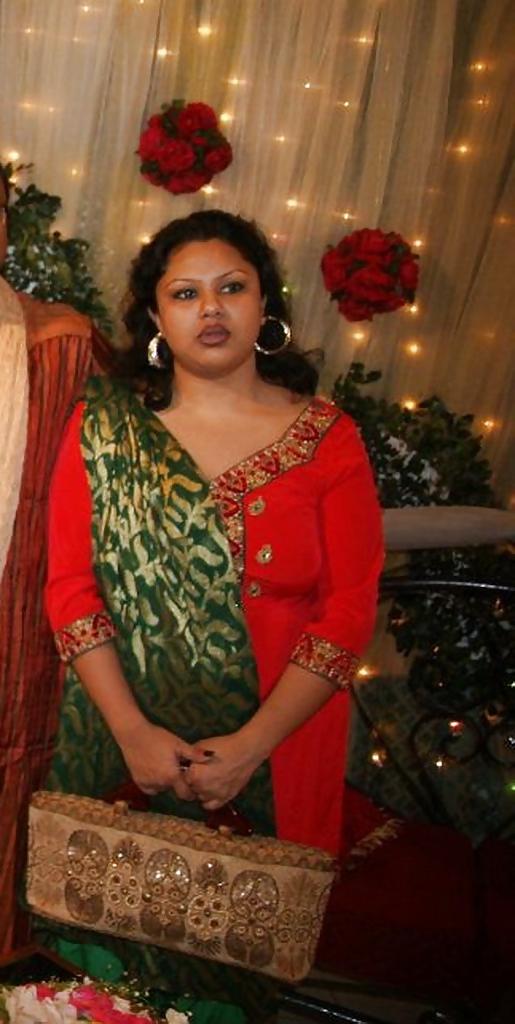 20P Punni: BBW Niece. I want to make her my slave