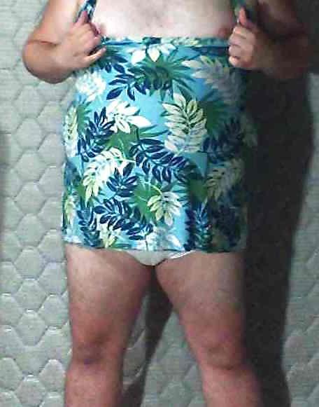 11P Flower top sissy
