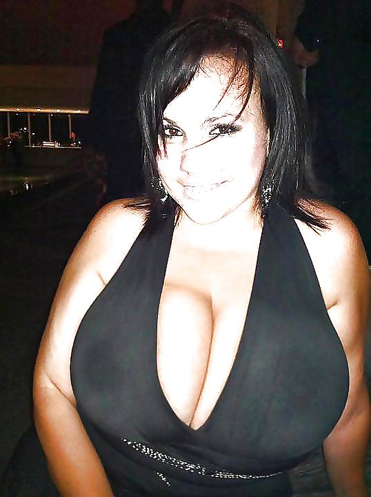 23P Hot Huge Titted  Self Shot Amateur Brunette