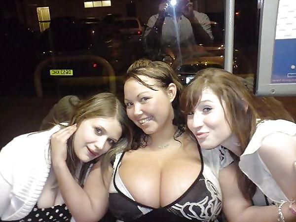 23P Hot Huge Titted  Self Shot Amateur Brunette