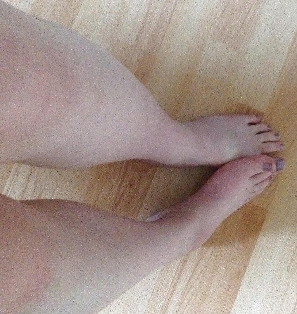 11P Random sissy pics