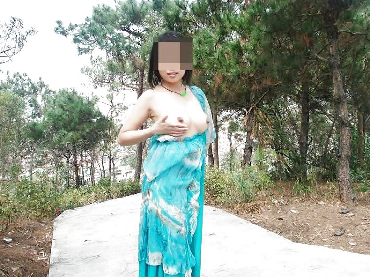 10P Friend's chinese wife flashing in public