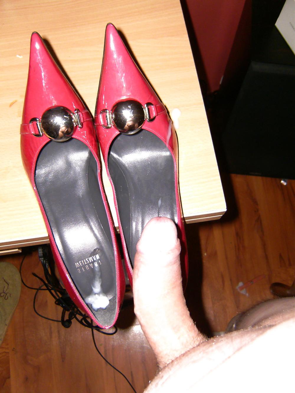 16P Fuck & Cum on my friend's wife Red High Heels!
