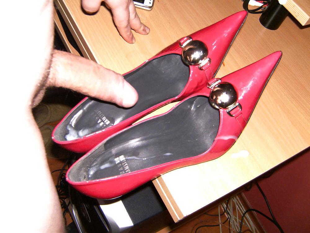 16P Fuck & Cum on my friend's wife Red High Heels!