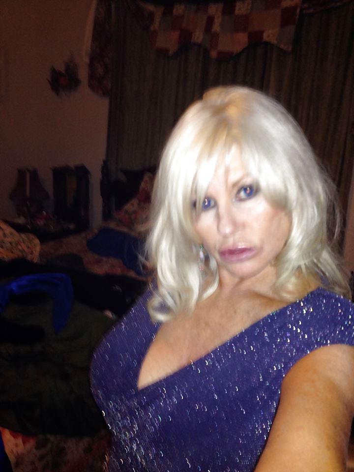 25P Busty Blond Granny huge tits