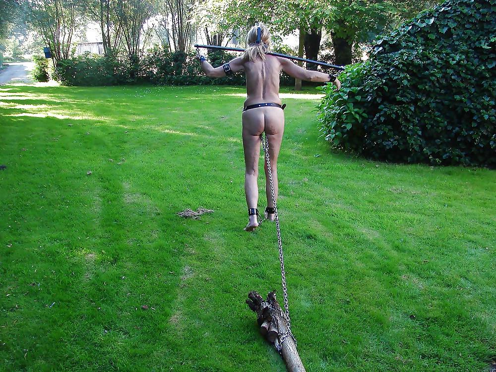 25P Slave girls