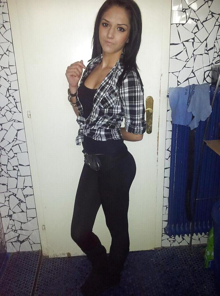 5P Stollen pics of sister