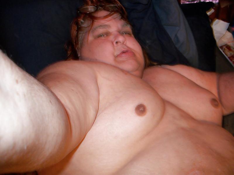 8P SLAVE PIG