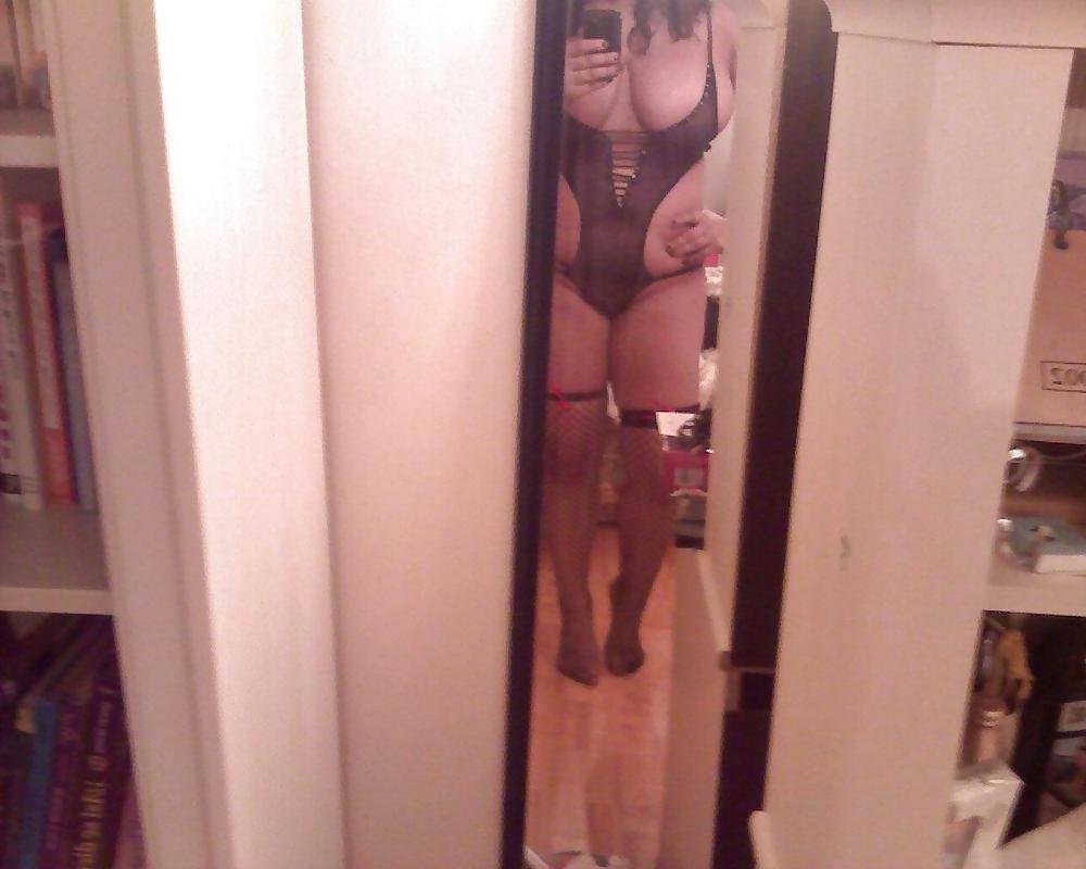 12P Cuckoldress ready to be taken by a huge cock