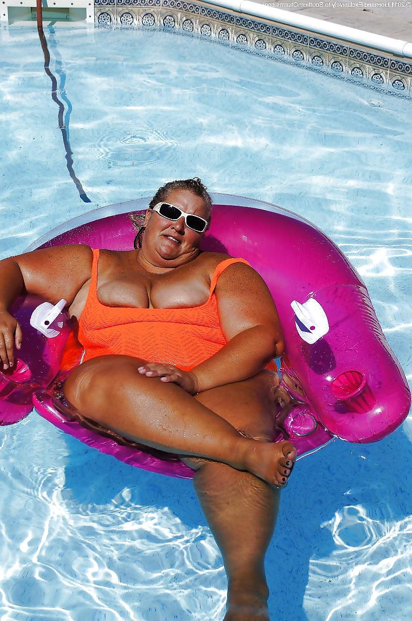 25P Best clothed and nonnude fat girls on POF