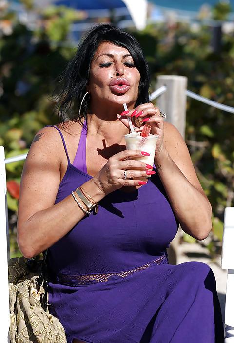 16P Huge titted Big Ang