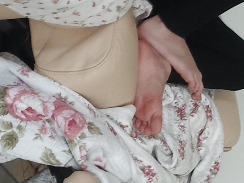 10P Recorded foot of my gf's eighteen sister